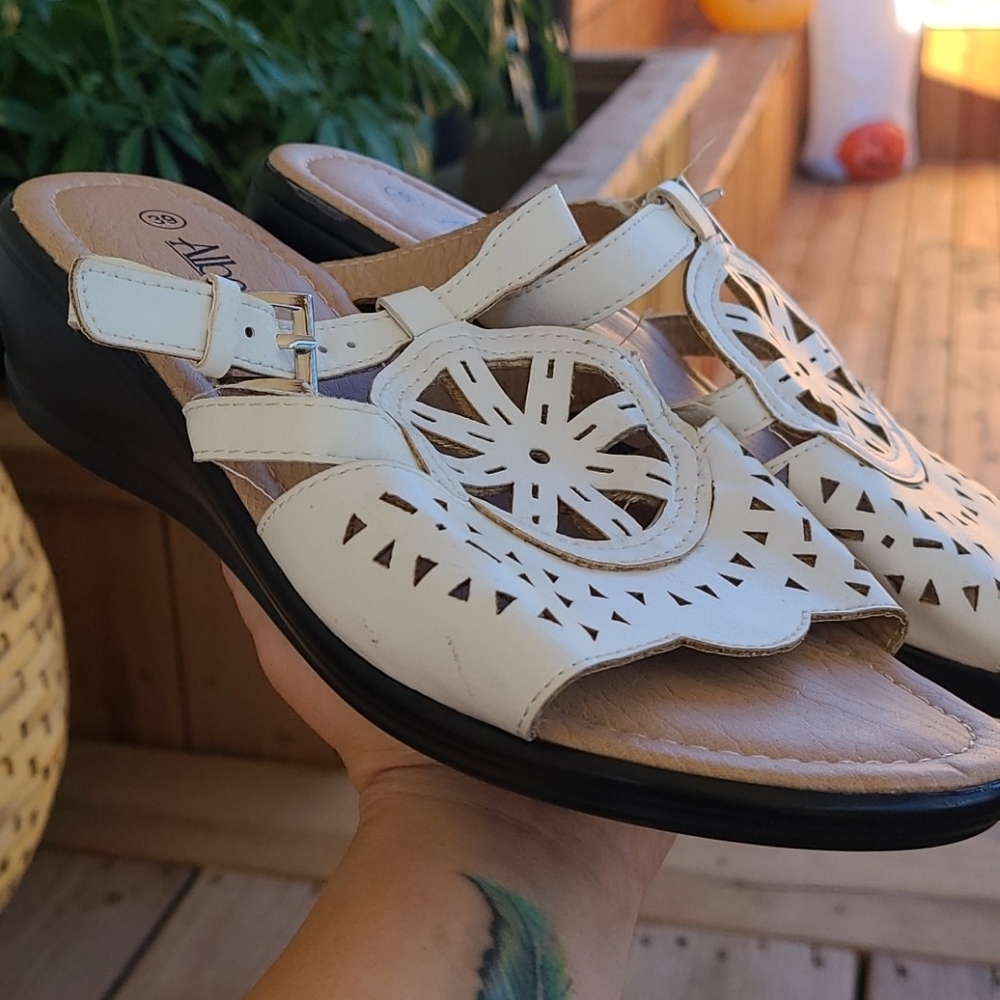 Vintage Alberto boho heeled sandals